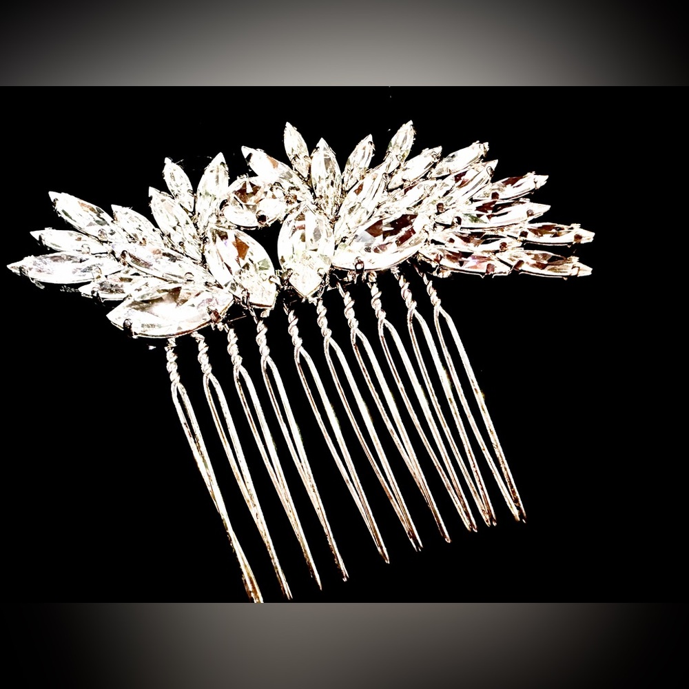 Ben-Amun Crystal Silver wedding prom bride bridal Hair Comb hair accessory - Picture 2 of 3